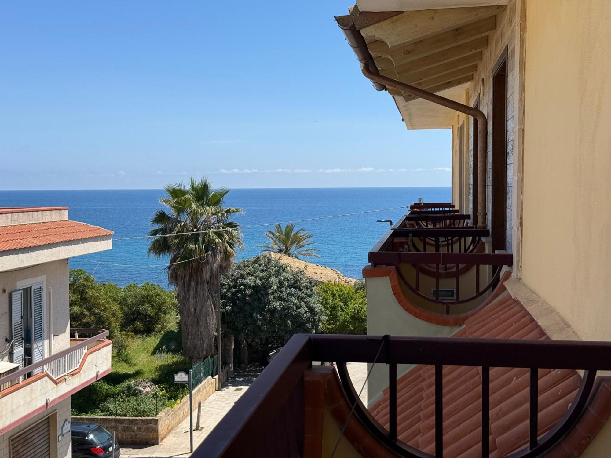 Portopalo Di Capo Passero Albergo Perseo מראה חיצוני תמונה
